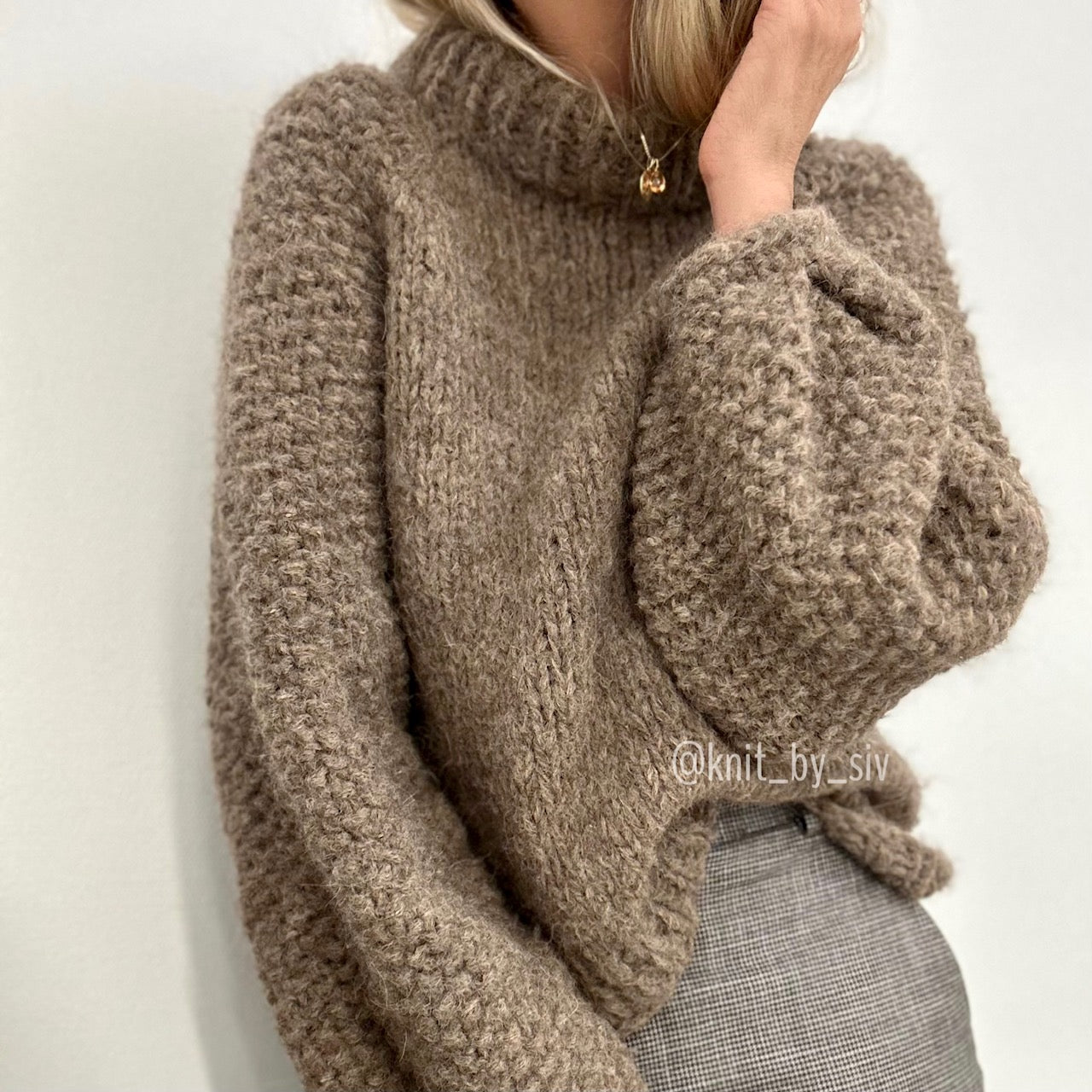 Deanne sweater with seed stitches, long sleeves