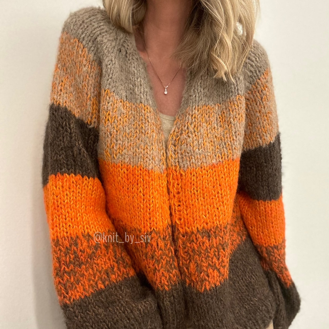 Hele 30% rabatt, Enkel stripejakke, raglan