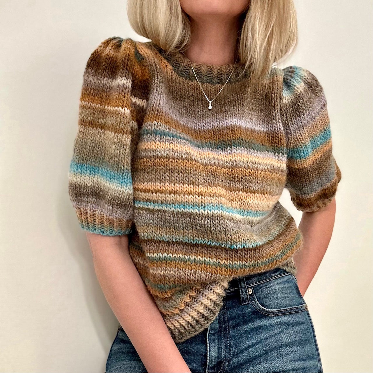 32-50% rabatt, Maipuffblusen rainbow edition