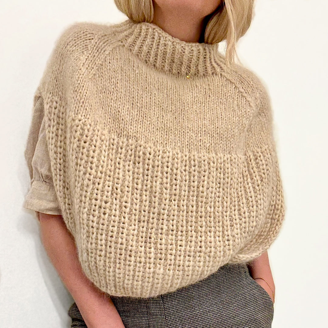 TIL TESTSTRIKKERE: Sensommerdrøm poncho