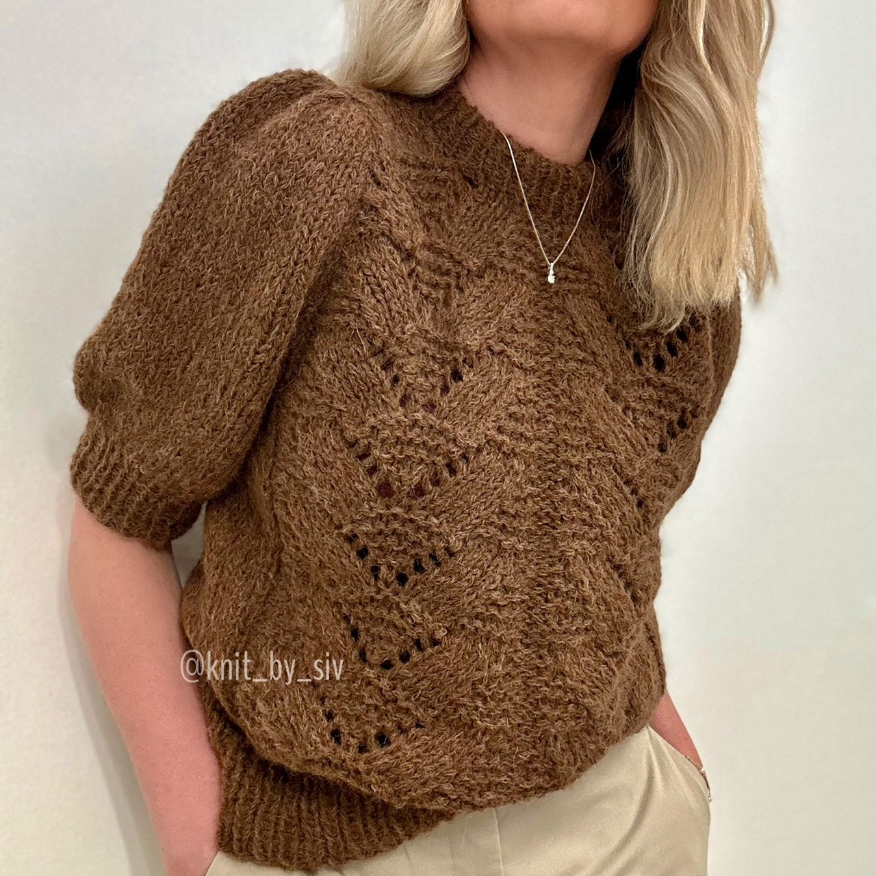 45% rabatt, Ragnhild genseren med korte ermer, KENA edition